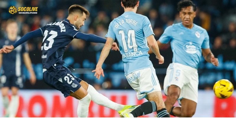 Lão tướng Iago Aspas gồng gánh Celta de Vigo trong chuyến làm khách đầy bão táp